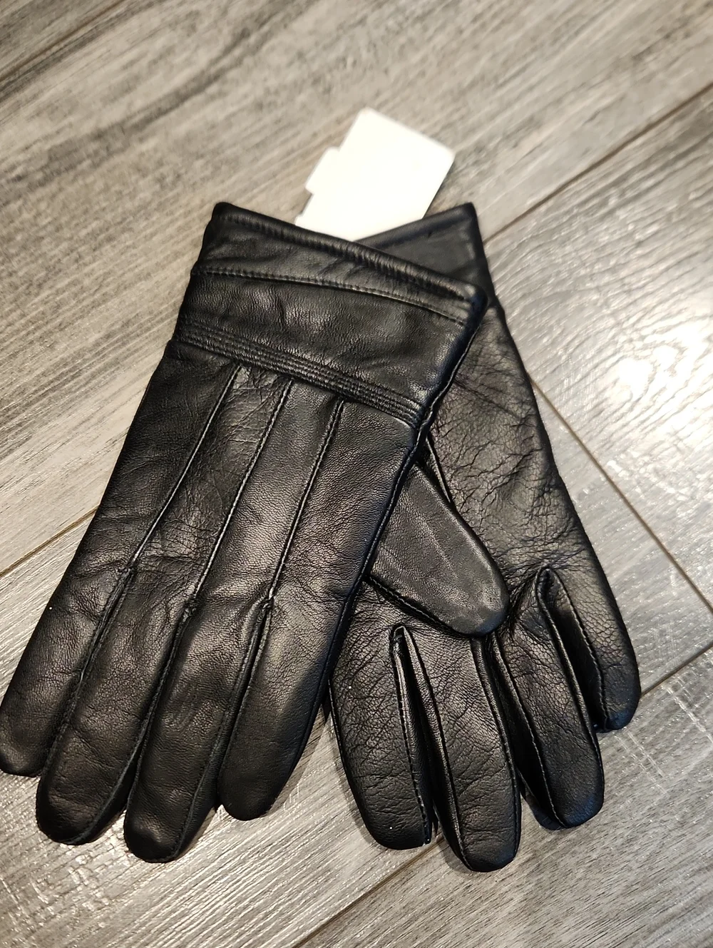 NWT Genuine Leather Wimen's Sz M 206 Thinsulate Black Gloves
